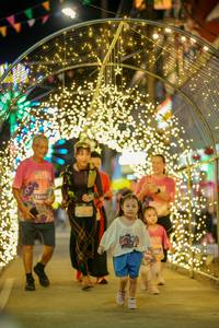 BIB: 161
                            <button type="button" onclick="openModal(24743048)" class="btn btn-primary btn-sm float-right btn-popup" data-toggle="modal" data-target=".modal-high-quality">
                        <i class="fas fa-shopping-cart"></i> Add to Cart
                    </button>
                                            <button type="button" onclick="isThisMe(24743048, true)" class="btn btn-success btn-sm float-right btn-popup btn-isme hidden" data-toggle="tooltip" data-placement="bottom" title="นี่คือรูปของคุณใช่ไหม คลิกที่นี่เพื่อเอาเข้าอัลบั้ม">
                        <i class="fas fa-plus"></i> Add to album
                    </button>
                    <button type="button" onclick="isThisMe(24743048, false)" class="btn btn-warning btn-sm float-right btn-popup btn-isnotme hidden">
                        <i class="fas fa-ban"></i> Remove from album
                    </button>